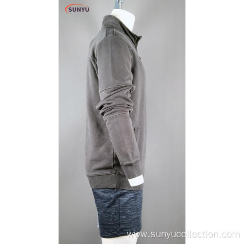 Men's garment dyed sweatshirt without hood